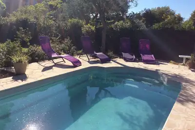 Image de Cannes. Villa avec piscine privée pour 6 personnes.
