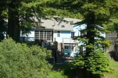 Image de Grandma's House: Riverfront, vue magnifique, plage \/ natation \/ canoë chien bienvenus