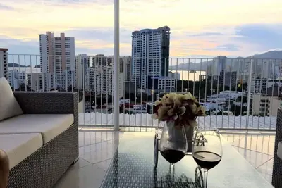 Image de Condo avec belle vue sur la baie d'Acapulco. Votre maison dans cette ville paradisiaque