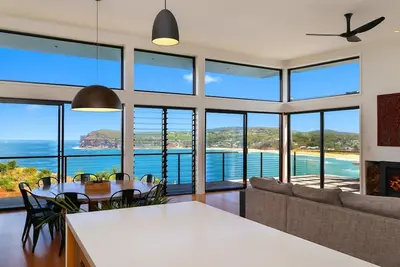 Image de Maison Tudibaring - Cliff Top Family Beach House