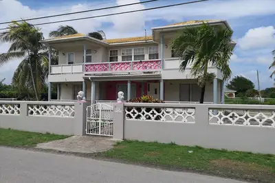 Image de Tremont, spacieuse maison individuelle climatisée de 4 chambres près de Miami Beach