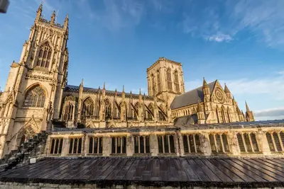 Image de 1 lit juste à côté de York Minster!