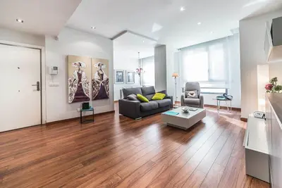 Appartement calme à deux pas de la Plaza del Ayuntamiento