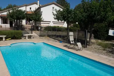 Image de Adorable maison de vacances avec piscine