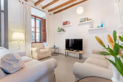 Image de Maison de ville moderne et élégante dans le centre de Soller