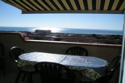 Image de Pavillon T3 *** 72m2 Terrasse Vue Mer à 180°, Wifi, Piscine, Internet, Clim,