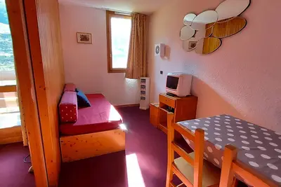 Image de Studio divisible avec balcon plein sud, à 100m des commerces et 80m des remontées mécaniques