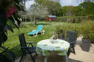 Image de grand studio duplex avec jardin