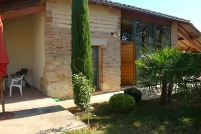Image de Loft dans une grange au bord du village avec point de vue, terrain et terrasses