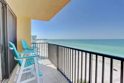 Image de Trillium # 5b - Beach Front Condo avec balcon privé!