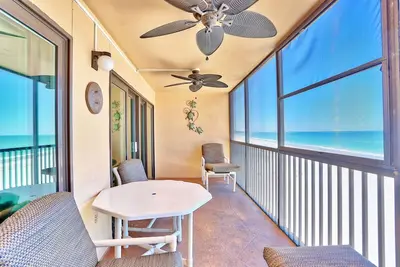 Image de Villa Madeira 404-Georgous View / Plusieurs mises à jour / Walk to John's Pass!
