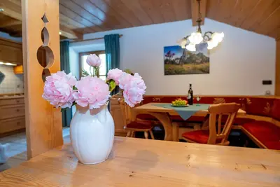 Image de Ferienwohnung (85qm), Balkon, Kochnische, 2 Schlaf- und 1 Wohn-/Schlafzimmer, max 6 Pers, Wlan