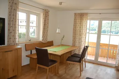 Image de Ferienwohnung B, 64, 5 m², 2-4 Personen, Schlafzimmer, Wohnküche, Bad/Du, Wc, Tv, Balkon