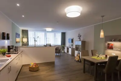 Image de Appartement de vacances dans la vieille ville, parking souterrain disponible dans la maison