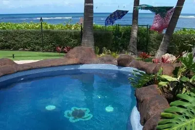 Image de Plage Front Estate Beach Sandy Beach avec piscine saline chauffée / Spa et vue à 360 degrés