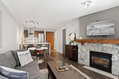 Image de Whistler Premier - Lost Lake Lodge # 522