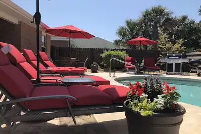 Image de 3 Lits King, Lit Plein Lit, Piscine CHAUFFÉE PRIVÉE, À Pied De La Plage PRIVÉE
