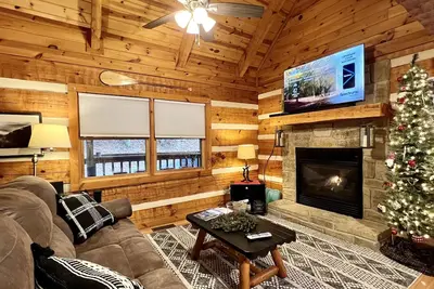 Image de Animaux acceptés cabane en rondins-Étang de pêche-Wifi gratuit-Joli bain à remous sur les routes Porche-Easy