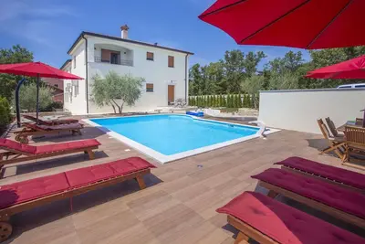 Image de Appartement de vacances avec accessoires pour piscine