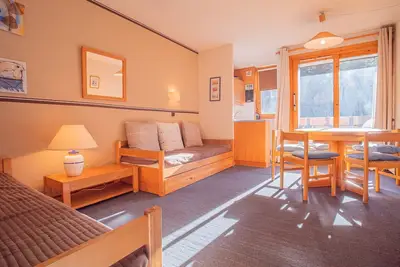 Image de Appartement cosy avec balcon - 50m des pistes - Hameau Crève-Cœur (5 pers)