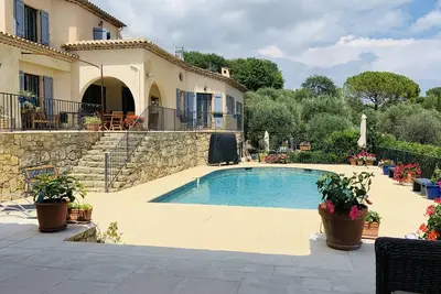 Image de Spacieux et relaxant - Vues, 5 minutes de Valbonne, air conditionné
