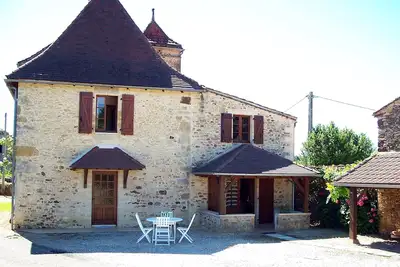 Image de Gîte de charme  avec terrasse  au sud Perigord noir et au pays du châtaignier