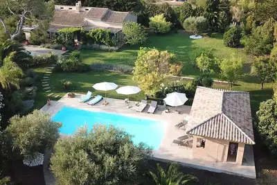 Image de Villa au vert avec piscine a deux pas du port et de la plage