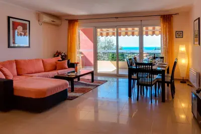 Image de Appartement \/ app. pour 6 personnes à 97 m² à Utjeha (29626)