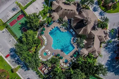 Image de Belle - Condo de luxe! Top Resort! 3 miles de Disney! En avoir pour votre $$$