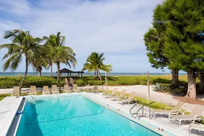 Image de Maison de plage privée située dans South Seas Island Resort