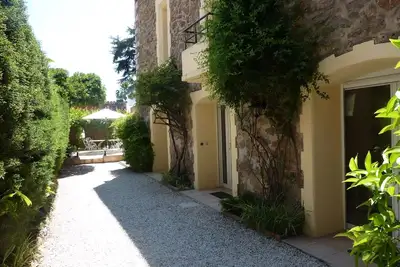 Image de Idéal pour Festival\/Congrès\/Salons - Maison jardin avec Clim