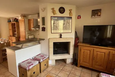 Image de Chalet ensoleillé sur pistes, 5 chambres, animaux admis
