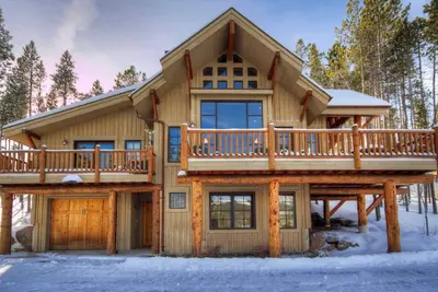 Image de La plus belle maison de Cowboy Heaven / Ski-in / out / Luxury Galore / Walk to Lodge, Dining, Pool