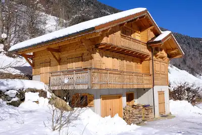 Image de Magnifique Chalet au cœur du village du Reposoir