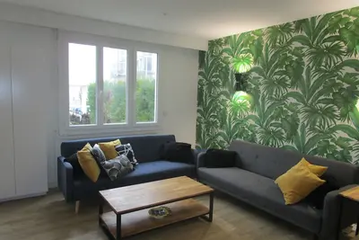 Image de Appartement avec terrasse + jardin, 3 chambres Ă 200m de la plage de Foncillon!
