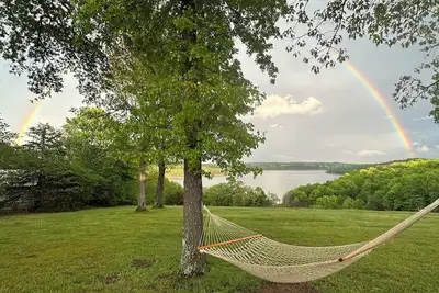 Image de Vue pittoresque sur le lac Norfork, une chambre, au cœur des monts Ozark