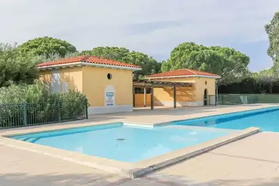Image de Merveilleuse maison de vacances pour 6 personnes avec piscine, Wifi, Tv, terrasse et parking