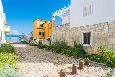 Xarus 1 - Apartment with sea views in Es Barcarès (Alcúdia). Free WiFi