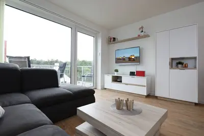 Image de Lumineux, appartement nouvellement construit. Seulement quelques mètres de la plage!