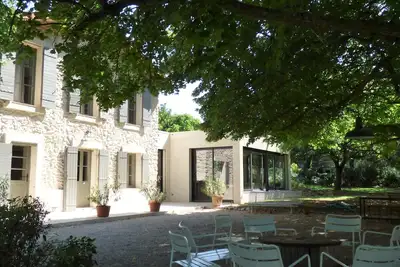 Maison ancienne 18ème de caractère, avec piscine 5min du centre historique d'Aix