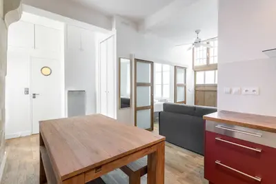 Suit Du Lion/Ac Historic Flat, Marais, 4-5 Guests