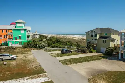 Image de Sea Lookout! Penthouse 4 chambres avec vue sur le phare!