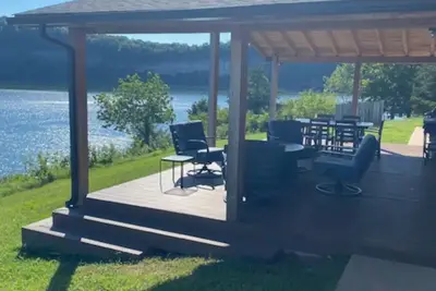 Image de Hou La La! Escapade au bord de l'eau sur le lac Beaver (WiFi - YouTube Tv)