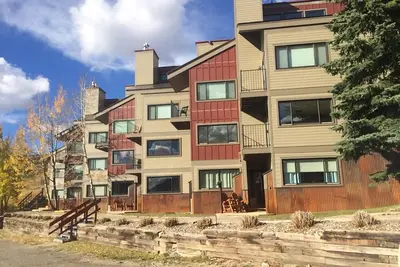 Image de Buttes Condo, Slopeside! Montagne de luxe. Idéal pour la famille et les amis.