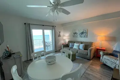 Image de Juste rénové! Magnifique Condo Gulf Front
