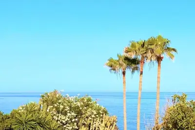 Image de Authentique maison andalouse-Vue spectaculaire-Mer à 30m-Piscine privée
