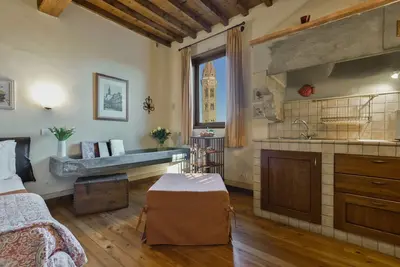 Image de Studio romantique avec vue et emplacement incomparable