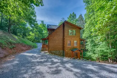 Image de 23-30 août Offre! ! arge3story Log Accueil- / Salle de jeux / Animaux domestiques / Lac, Plage, Rivière, Randonnée
