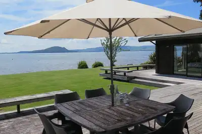 Image de Waikuta Lakeside Lodge sur le lac Rotorua
