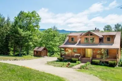 Image de 4 chambres \/ 4 salles de bain-White Mountains-Log Home Retreat